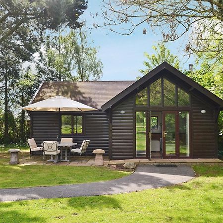 Strawberry Lodge Cheddar Bagian luar foto